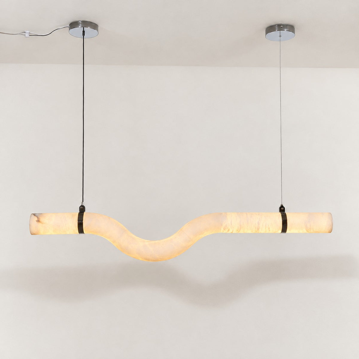Lunari Wavy Linear Pendant Light